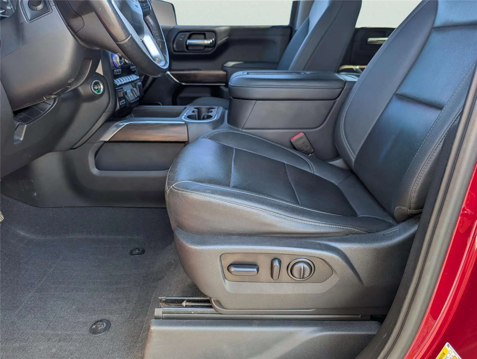 Used 2021 Cayenne Red Tintcoat GMC SLT image 14