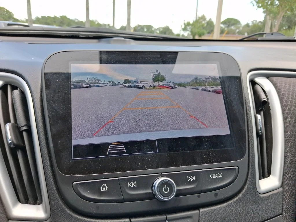 Used 2024 Gray Chevrolet LT image 25