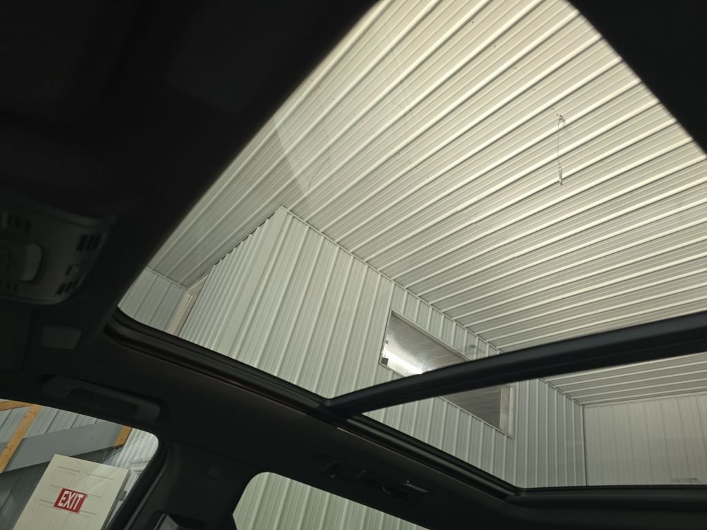 Used 2022 Black Cadillac Sport image 24