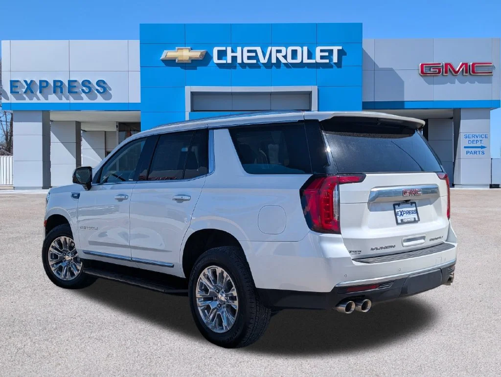 Used 2023 White GMC Denali image 5