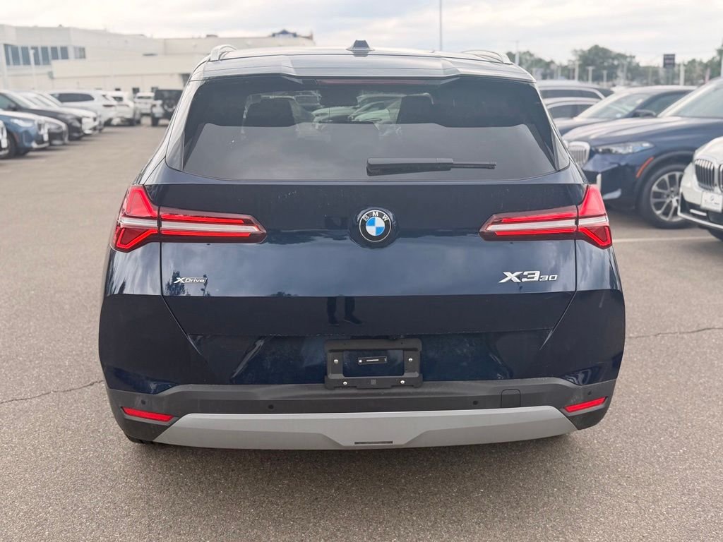 New 2026 Tanzanite Blue II Metallic BMW 30 xDrive image 4