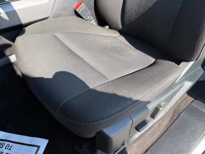 Used 2020 Oxford White Ford XLT image 17