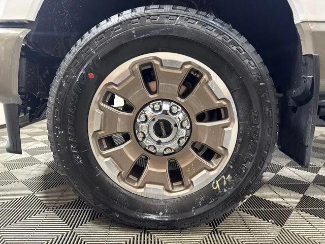 New 2026 Star White Metallic Tri-Coat Ford F-250® King Ranch® image 10