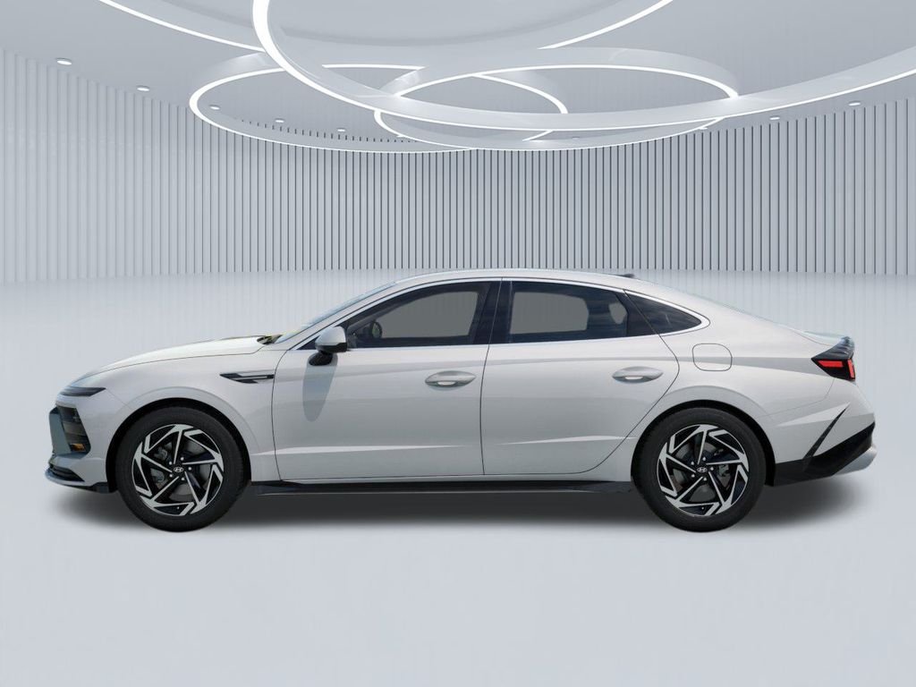 New 2026 White Hyundai SEL Sport image 3
