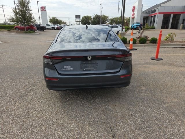 Used 2023 Gray Honda EX image 2