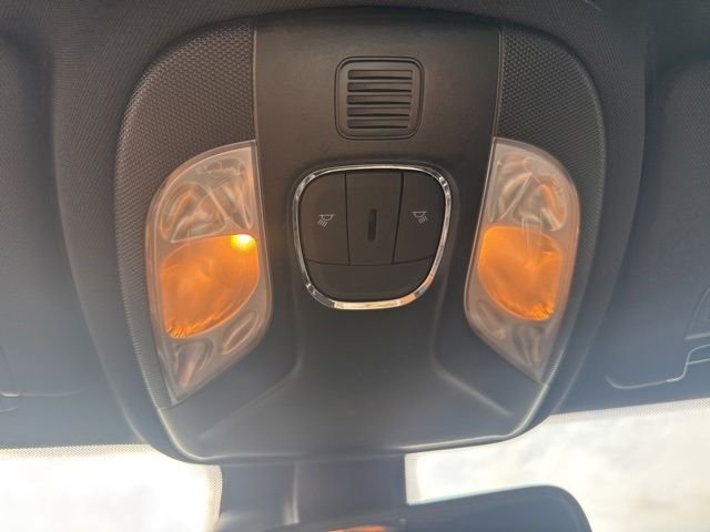 Used 2025 Silver Jeep Trailhawk image 21