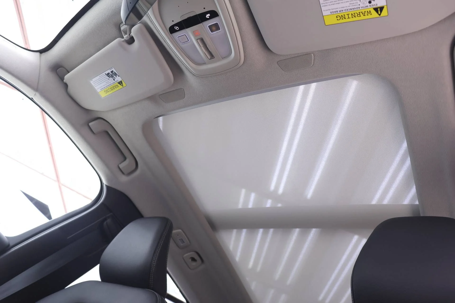 New 2026 White Volvo B5 Plus image 20