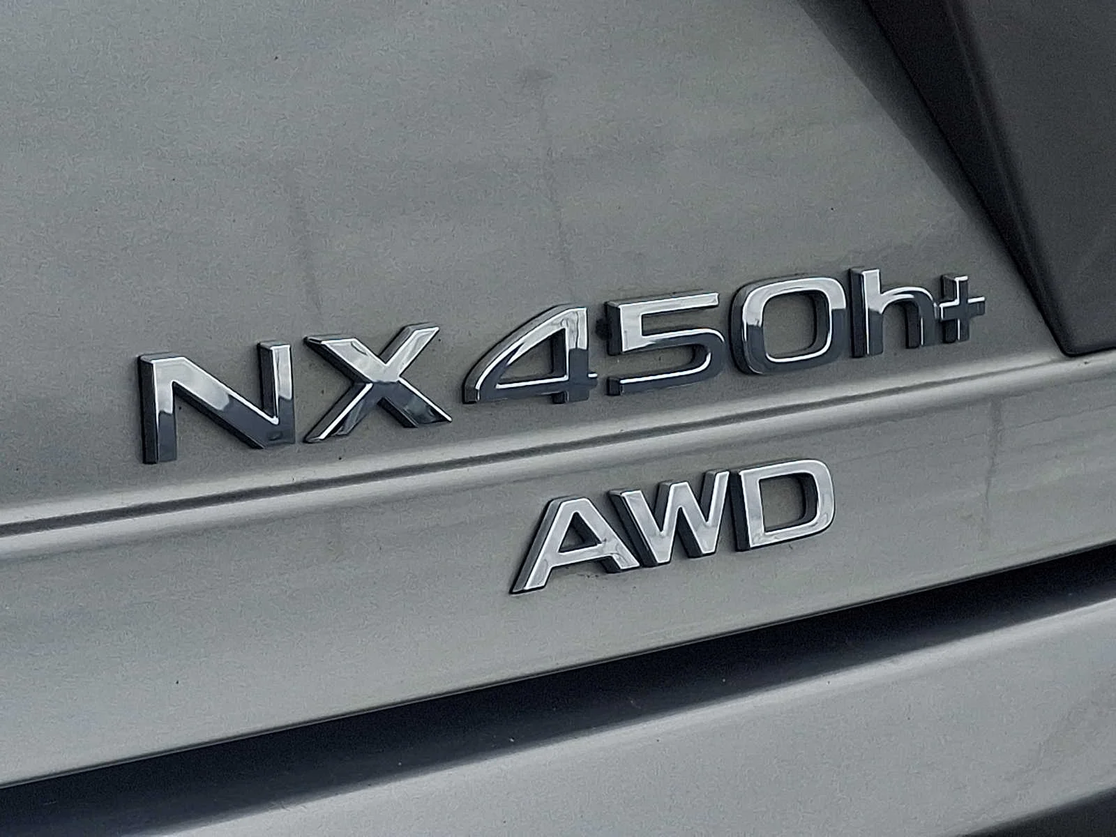 Used 2024  Lexus NX 450h+ F SPORT Handling image 30