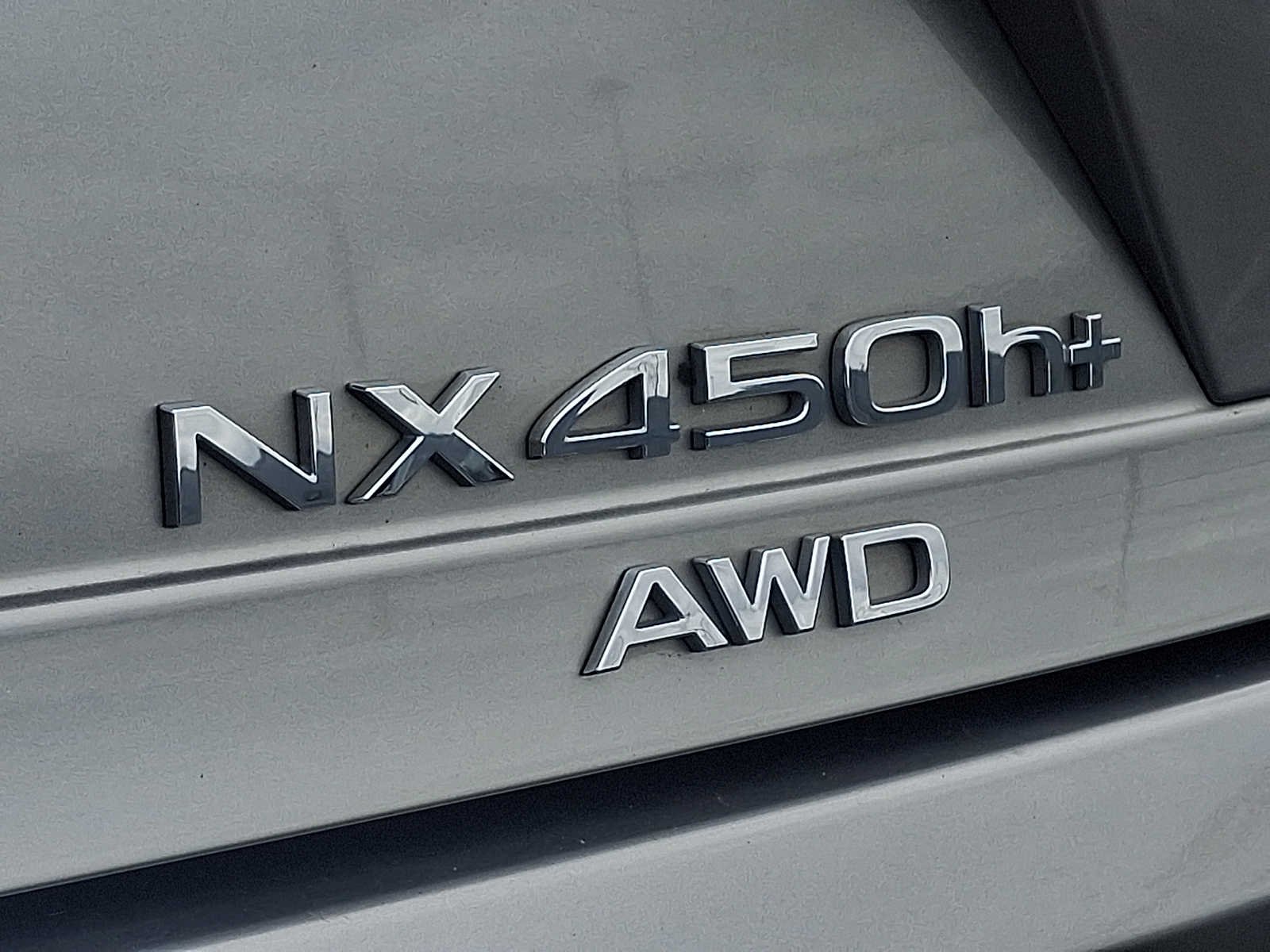 Used 2024 Atomic Silver Lexus F SPORT Handling image 30