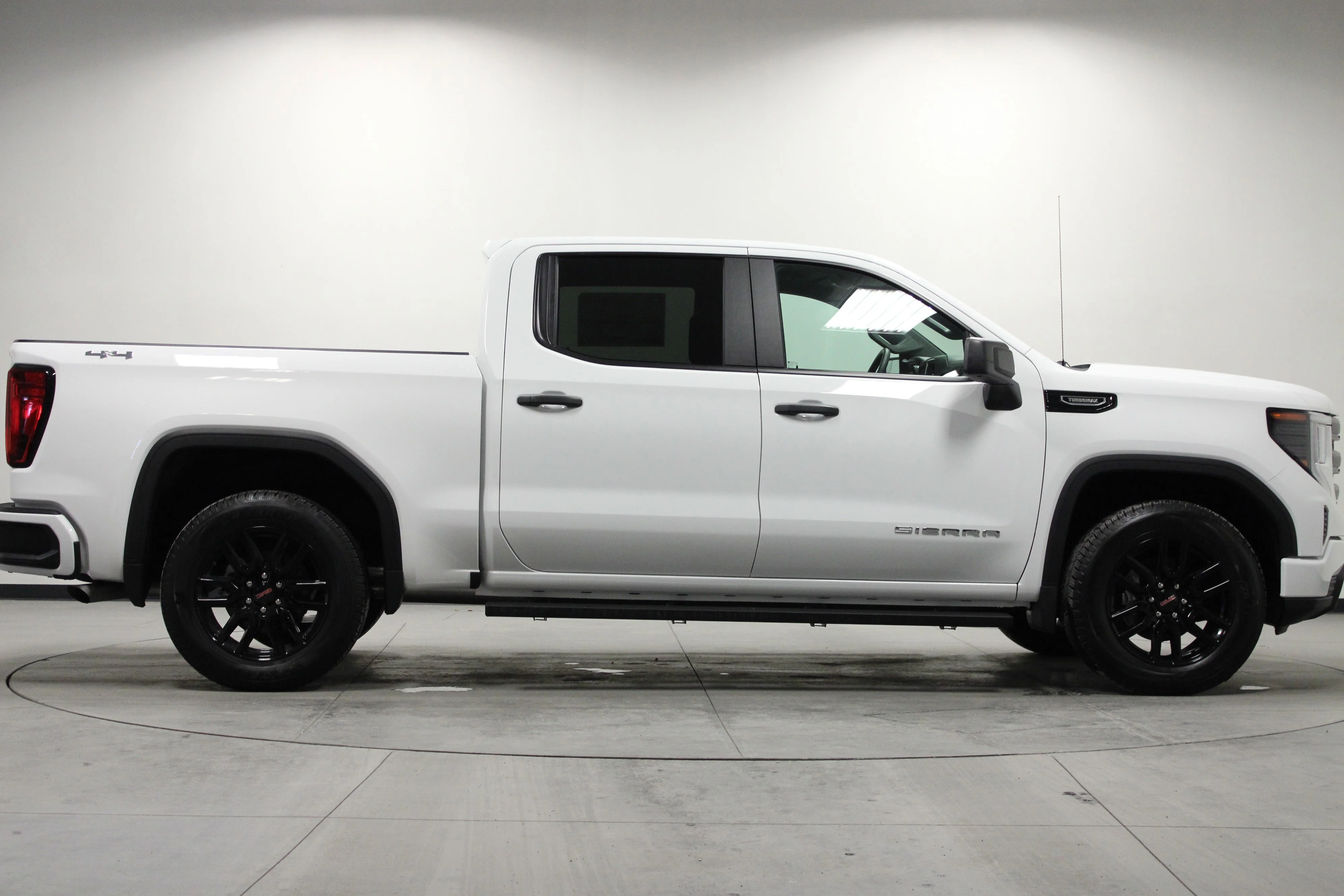 2026 GMC Sierra 1500 Pro - Photo 3
