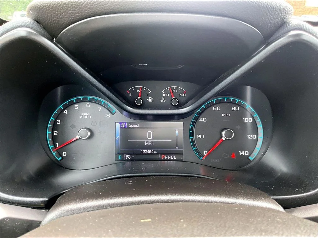 Used 2018 Blue Chevrolet Z71 image 15