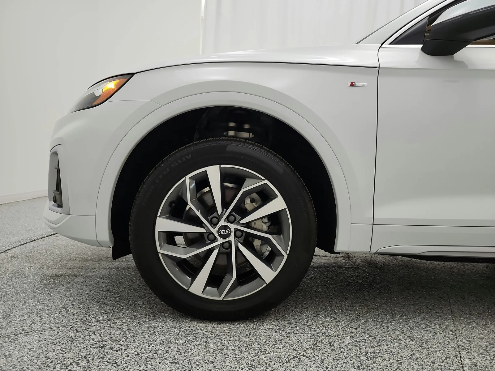 Used 2023 Glacier White Metallic Audi S line Premium image 18