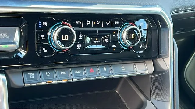2026 GMC Sierra 2500HD Denali - Photo 14