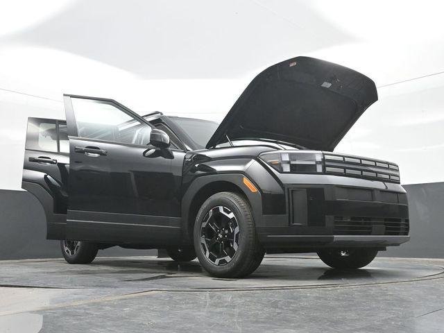 New 2027 Black Hyundai SEL AWD image 32