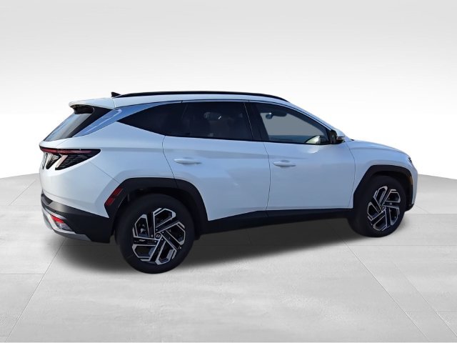 Used 2025 White Hyundai Limited image 9