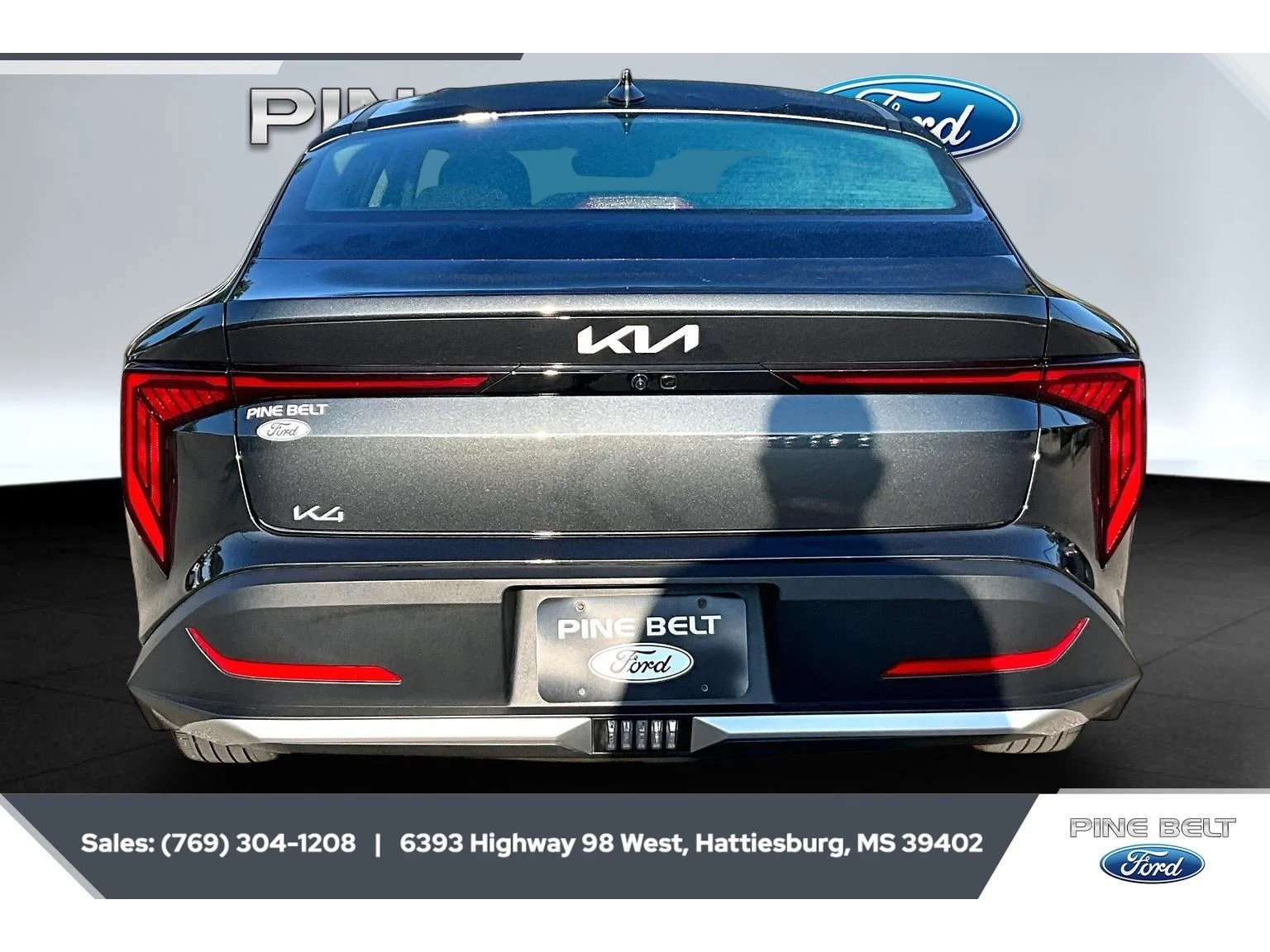 Used 2025 Interstellar Gray Kia LX image 4