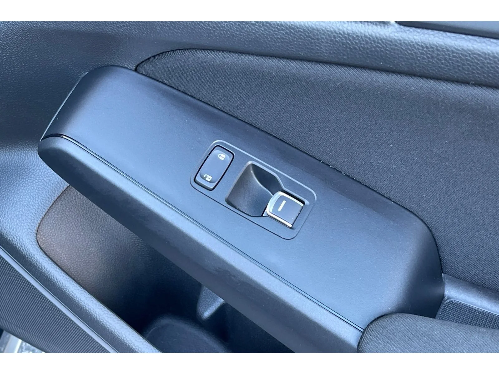 Used 2024 Meteorite Gray Metallic Honda LX image 21