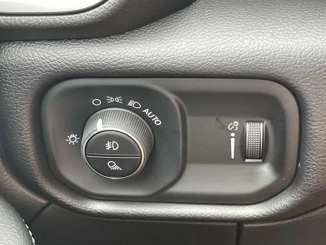 2025 RAM 2500 Big Horn - Photo 28