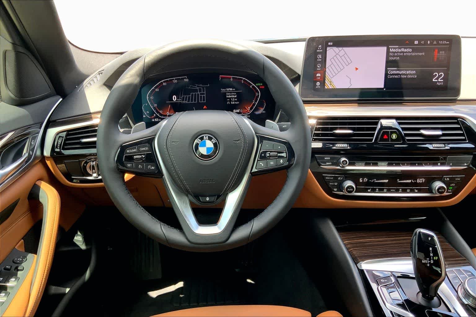 Used 2023 Jet Black BMW 530i image 5