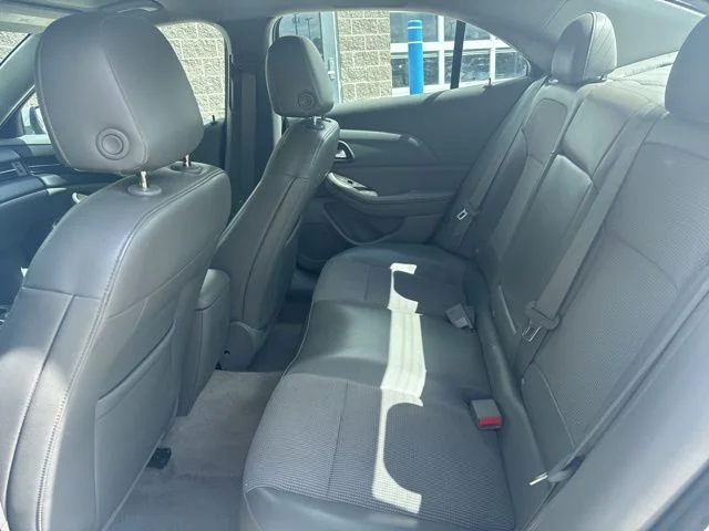 Used 2014 Summit White Chevrolet LT image 30