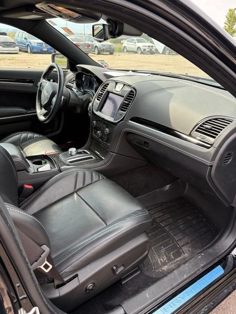 Used 2023 Black Chrysler C image 10