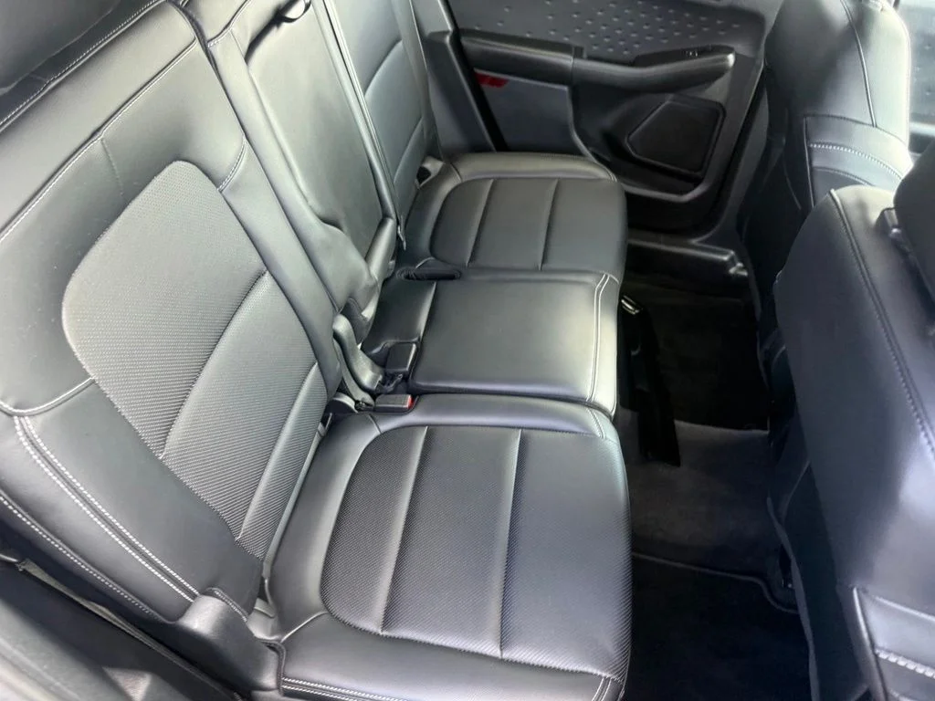 Used 2020 Green Metallic Ford SEL image 47