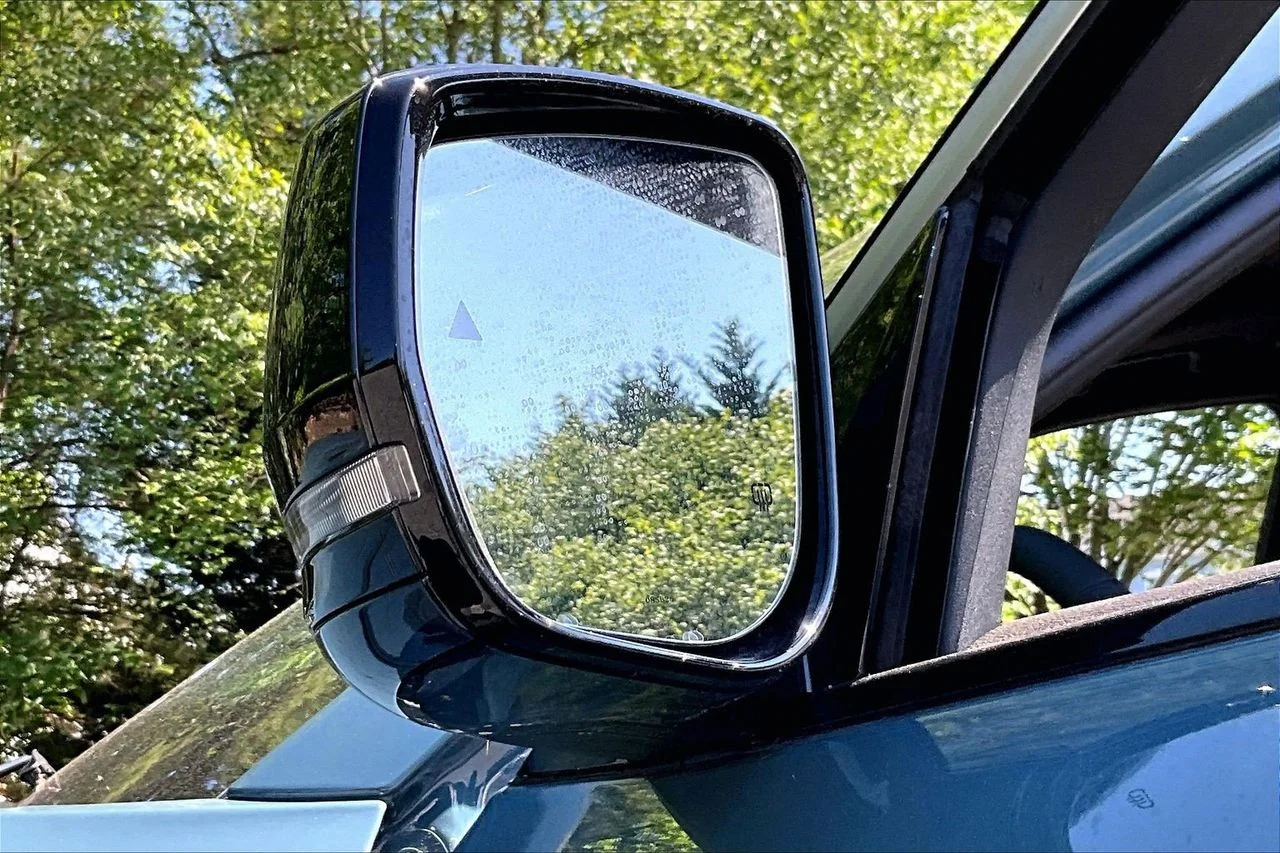 New 2026 Steel Blue Exterior Paint Jeep Limited image 26