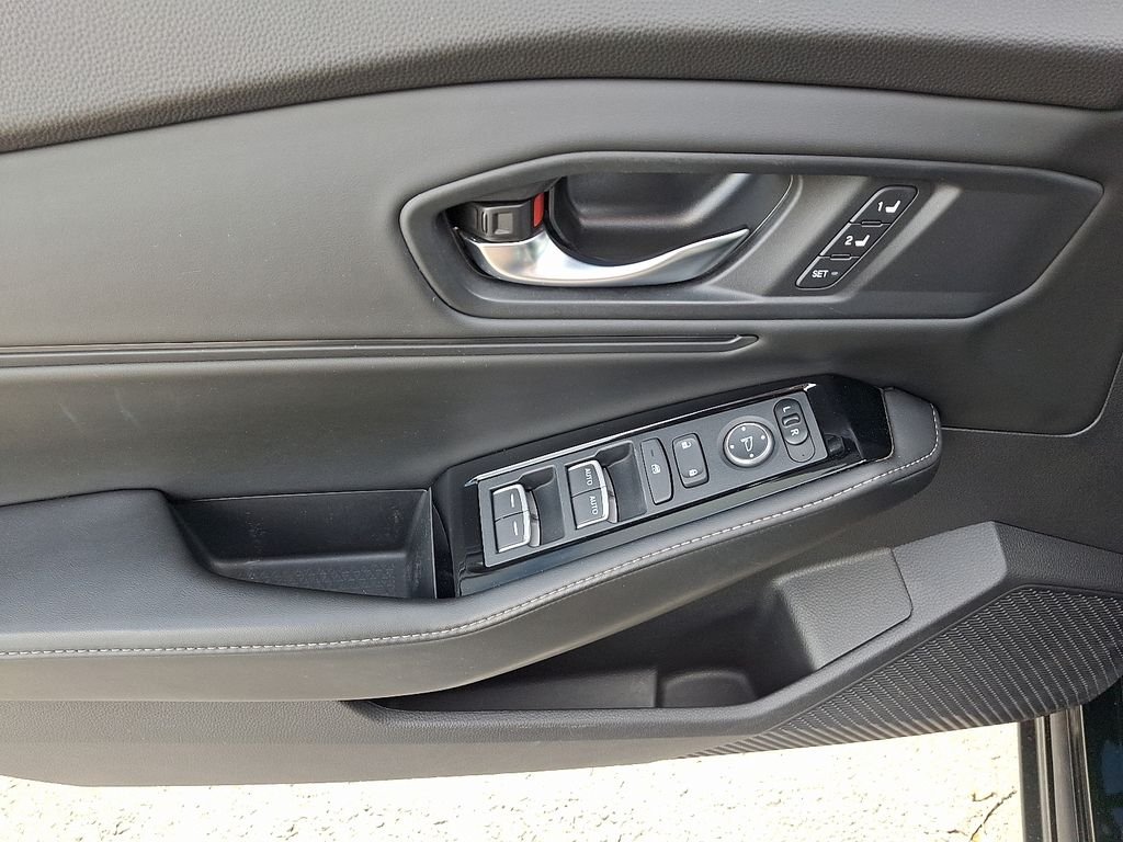 2023 Honda Accord Hybrid Touring - Photo 13
