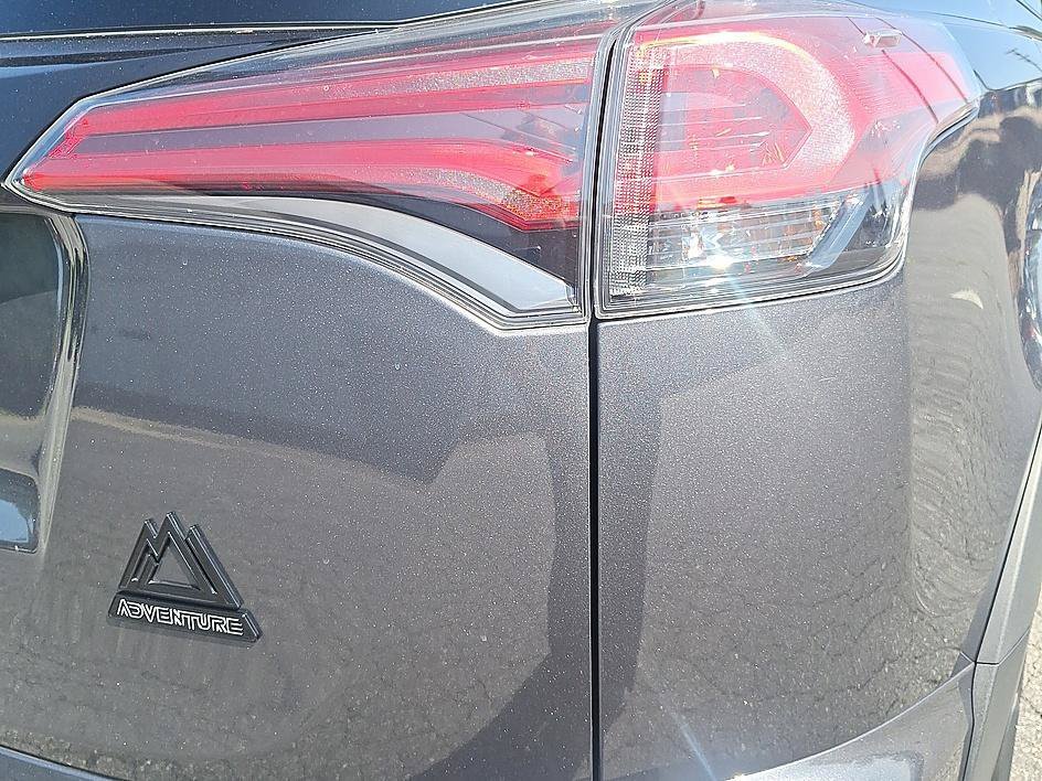 Used 2018 Magnetic Gray Metallic Toyota Adventure image 27