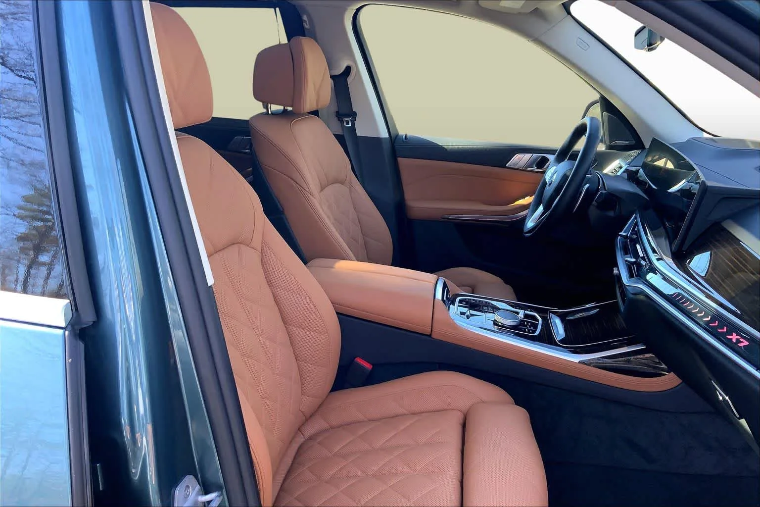Used 2026 Blue Ridge Mountain Metallic BMW xDrive40i image 7