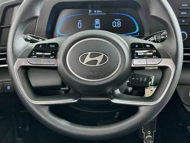 New 2026 Hyundai ELANTRA SE