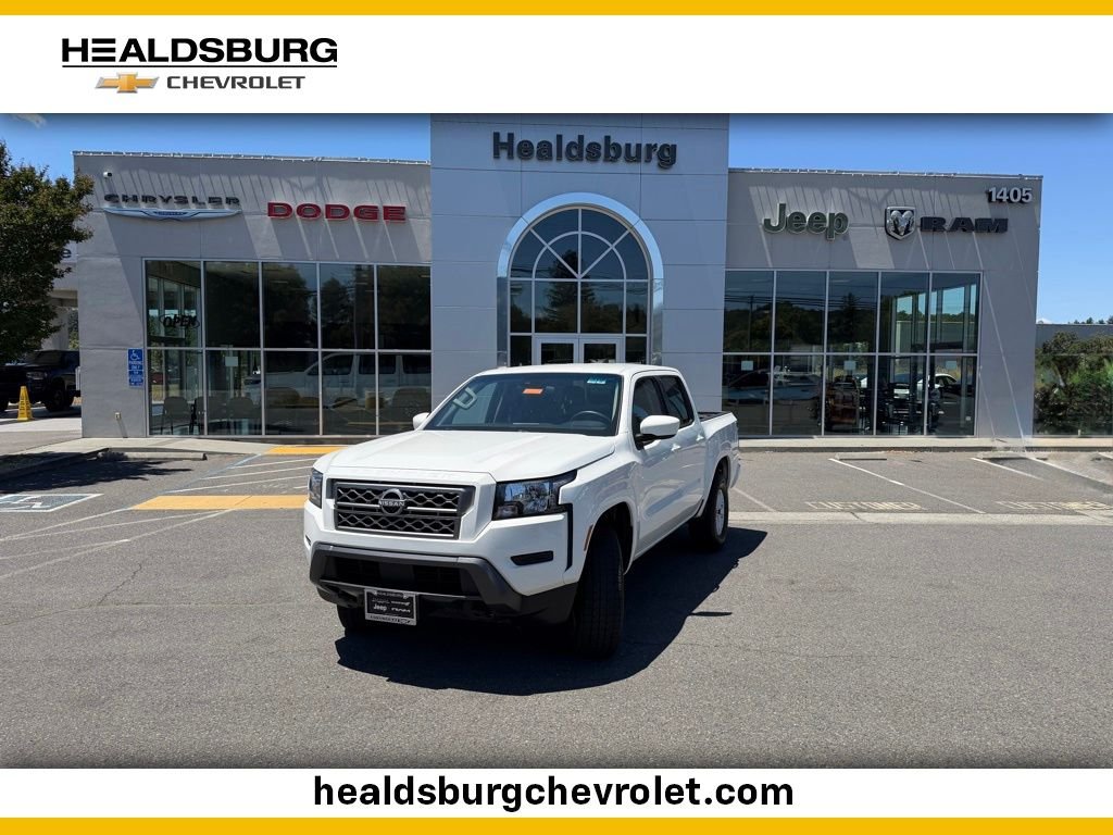 2024 Nissan Frontier SV Crew Cab 4X4 SWB's photo