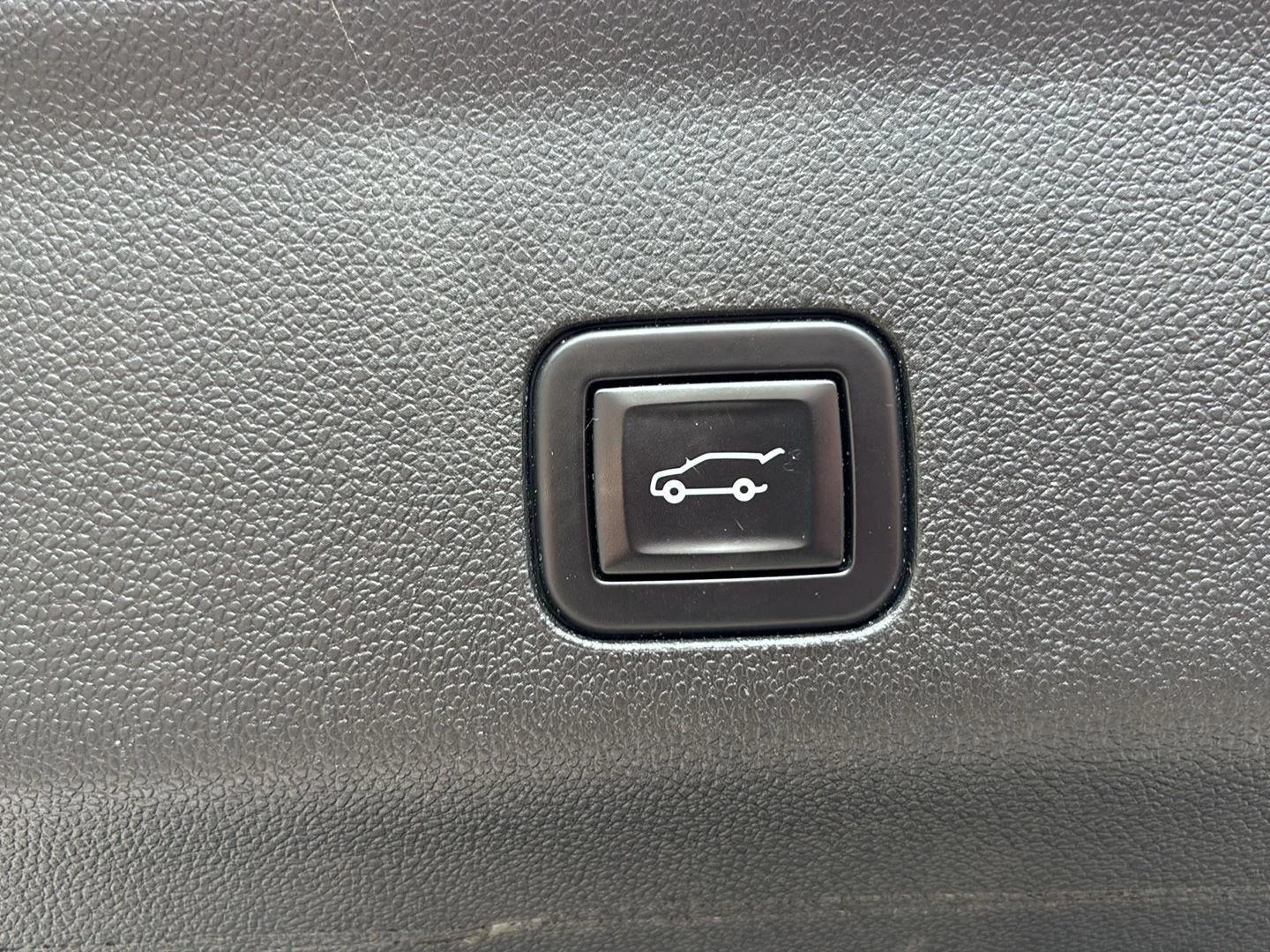 Used 2021 Summit White Chevrolet LT image 42