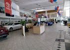Used 2017 Blue Toyota XLE image 11
