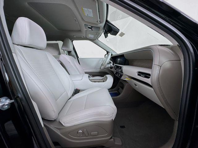 New 2026 Black Hyundai Limited FWD image 48