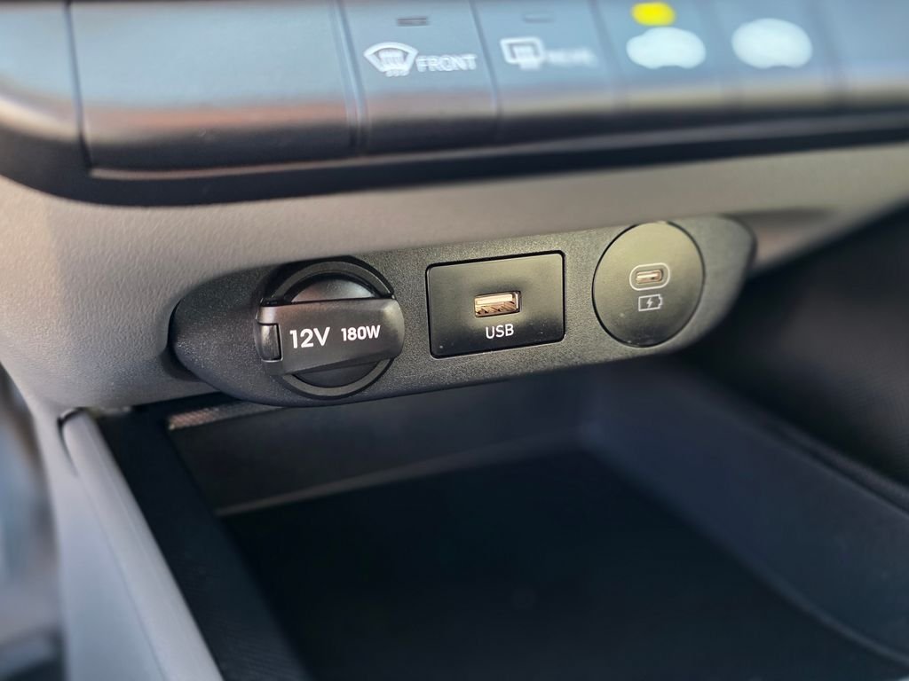 2024 Hyundai Elantra SEL - Photo 30