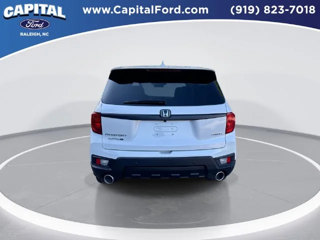 Used 2023  Honda EX-L image 7