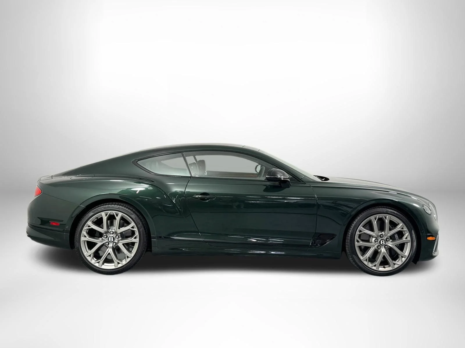 Used 2024 Green Bentley V8 S image 5