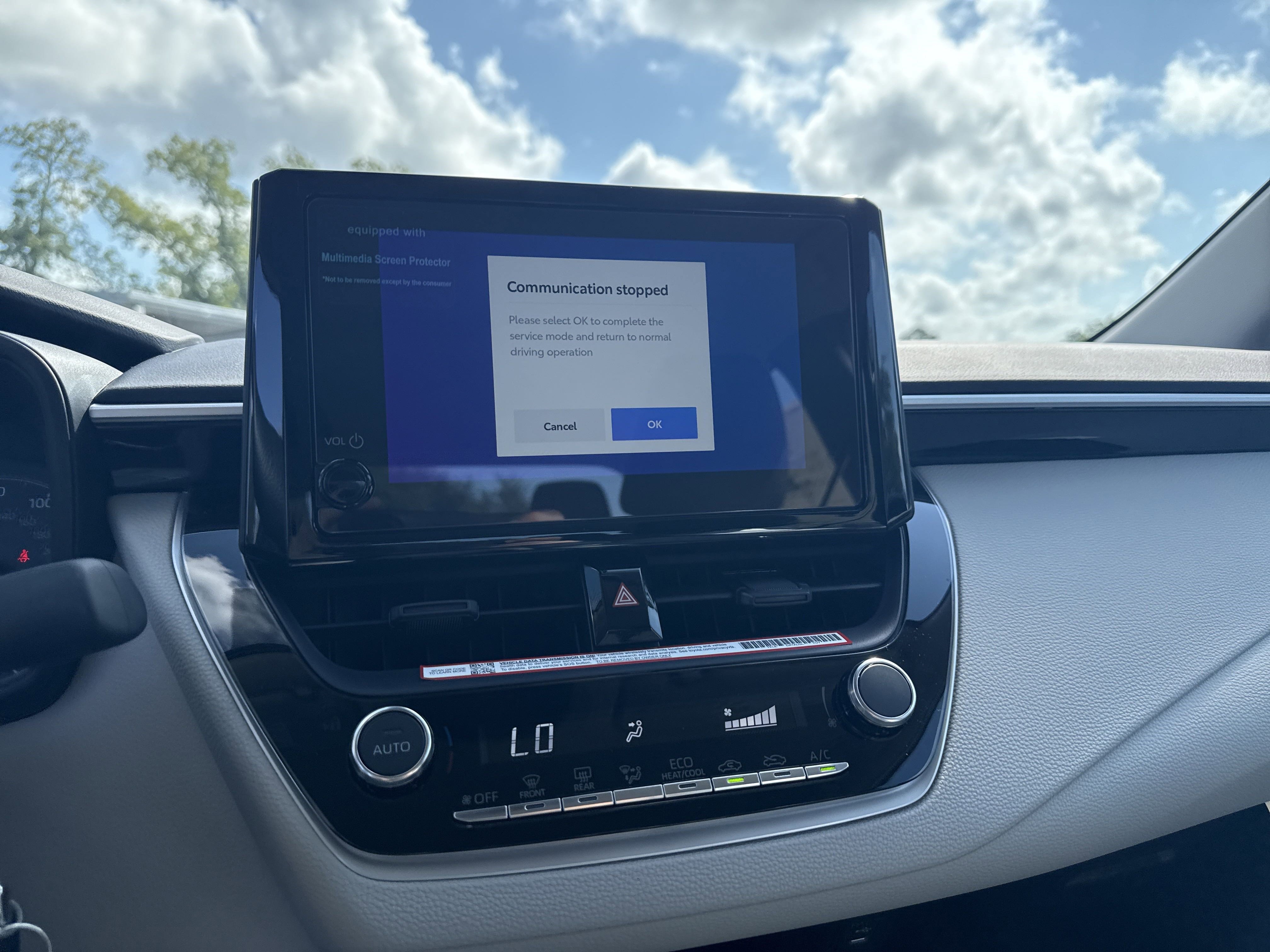 Used 2025  Toyota  image 19