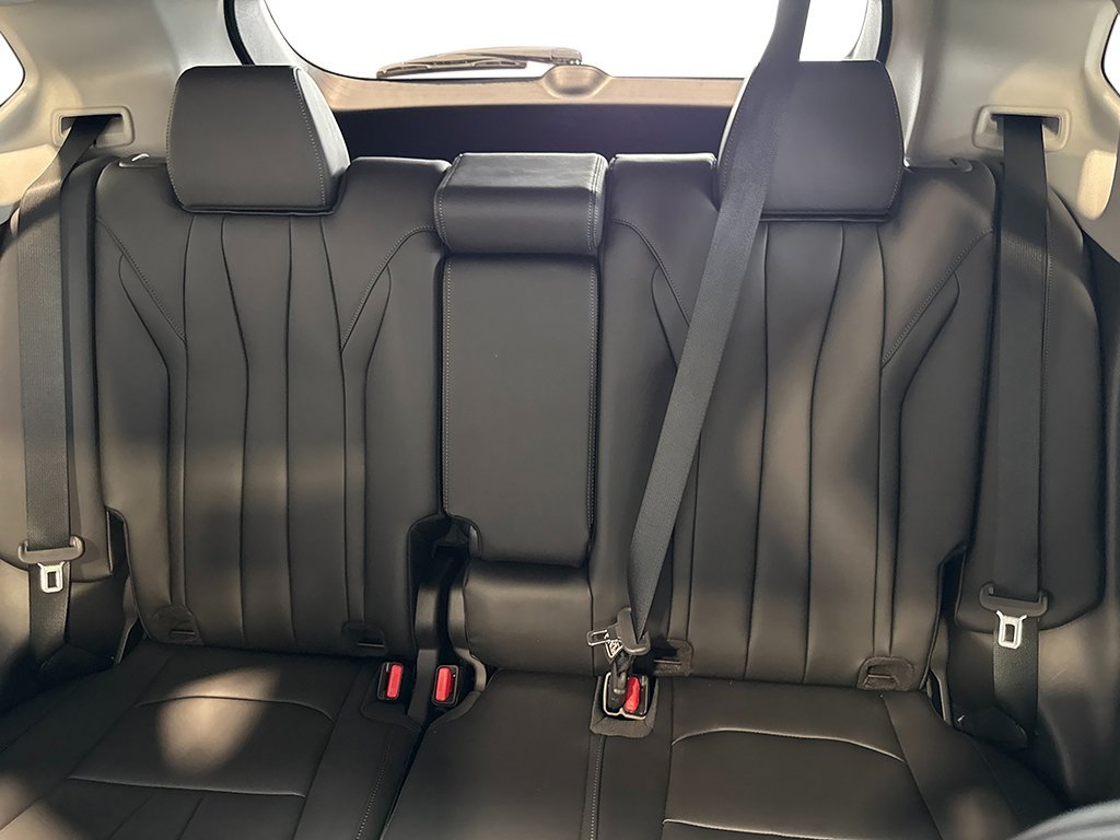 Used 2025 Urban Gray Pearl Acura  image 29