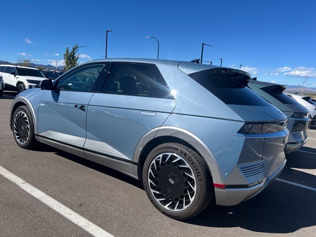 2024 Hyundai IONIQ 5 Limited - Photo 2