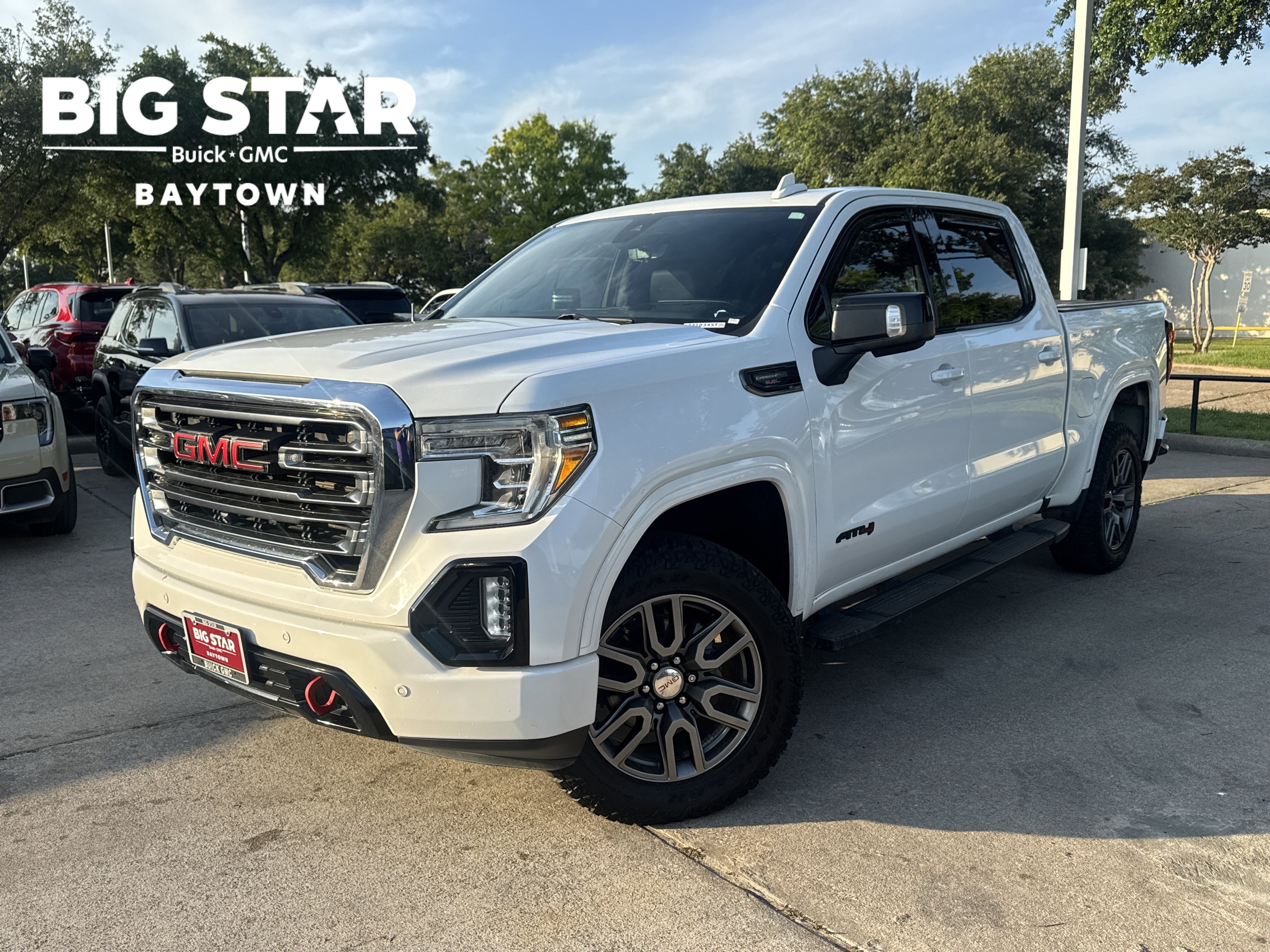 2020 GMC Sierra 4WD Crew Cab Short Box AT4's photo