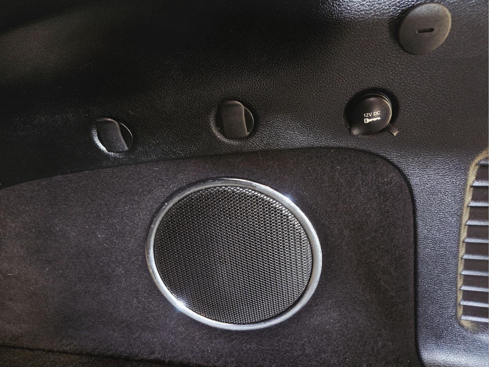 Used 2019 Diamond Black Jeep Overland image 62