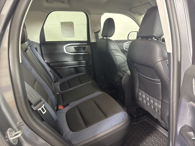 New 2025 Carbonized Gray Metallic Ford Outer Banks image 5