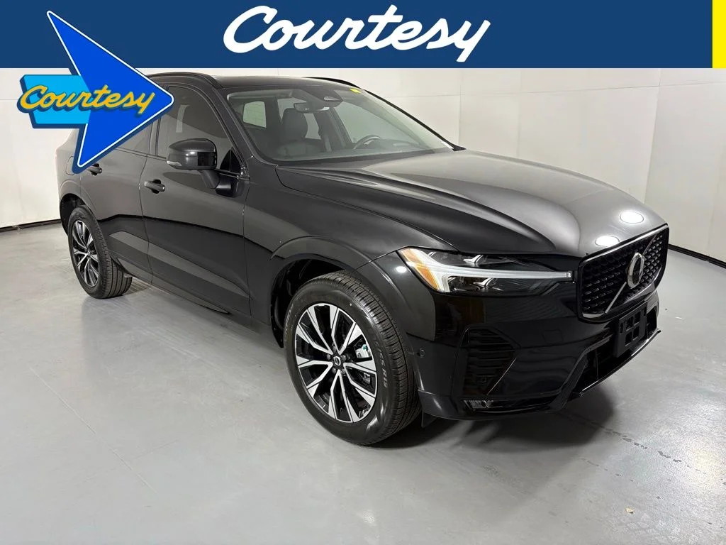 2025 Volvo XC60 B5 Plus Dark AWD's photo
