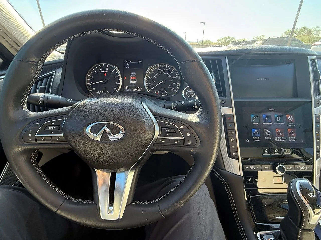 Used 2024 Majestic White INFINITI Luxe image 23