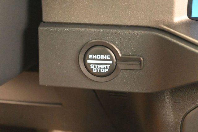 New 2026 Avalanche Gray Ford Base image 68