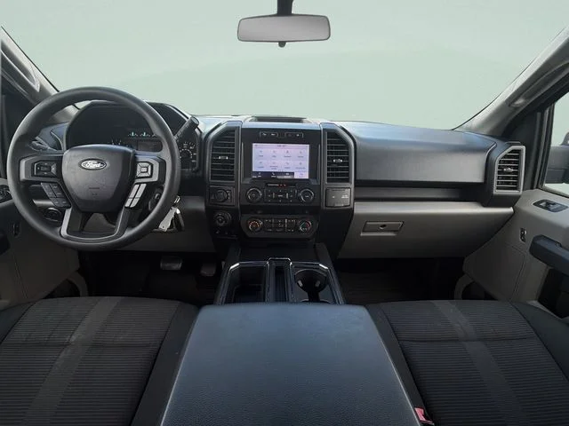Used 2020 Blue Ford XL image 11