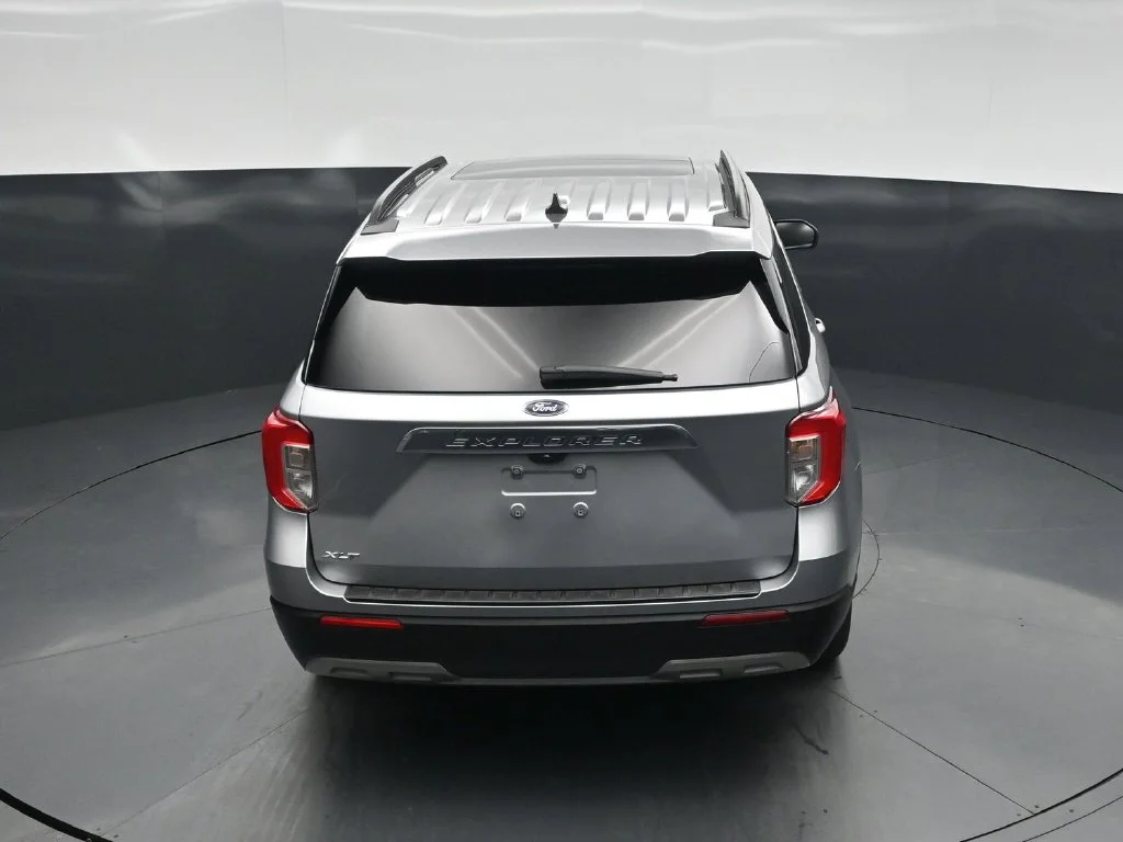 Used 2021 Silver Ford XLT image 36