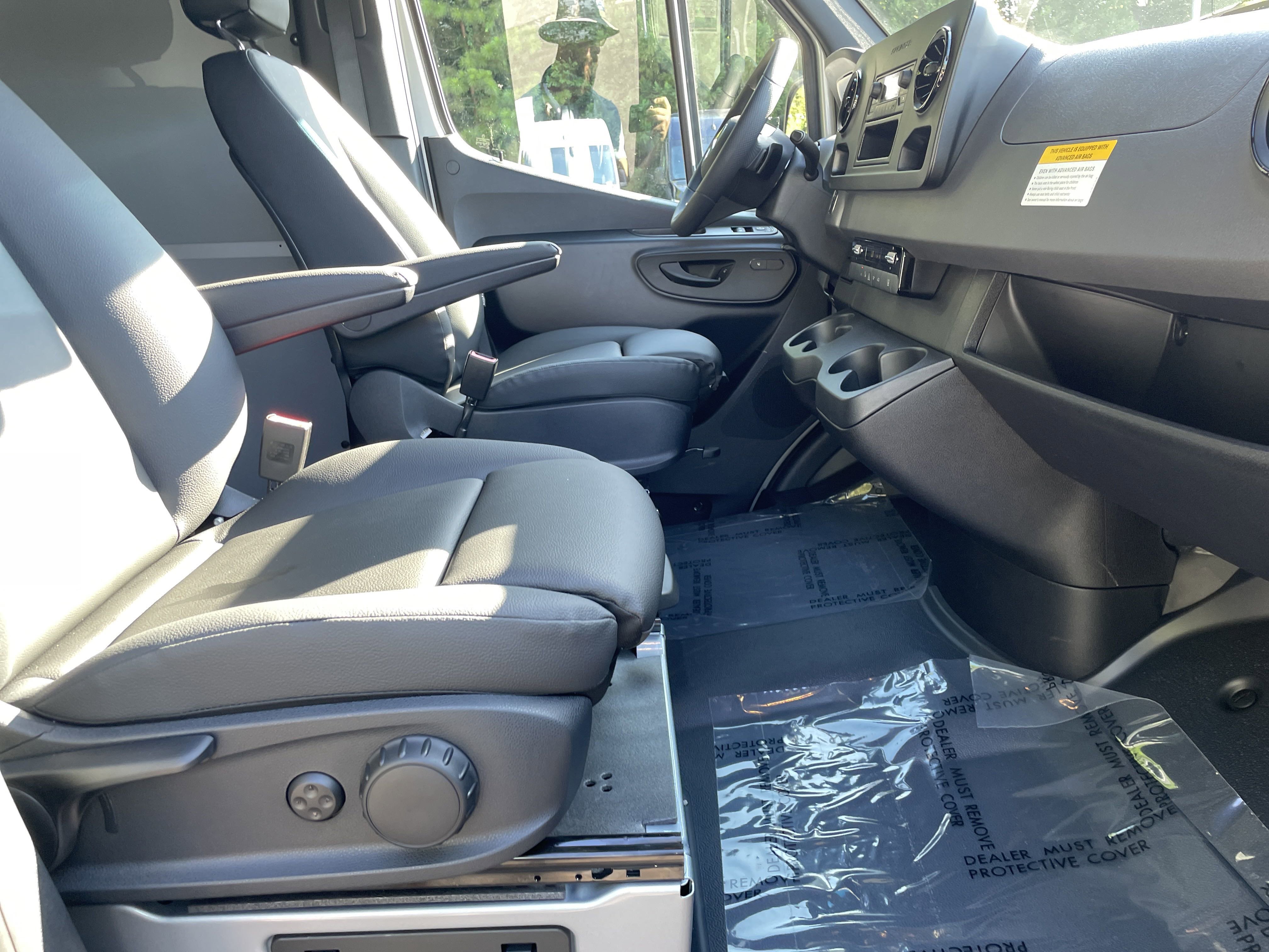 2025 Mercedes-Benz Sprinter Cargo Van Base - Photo 42